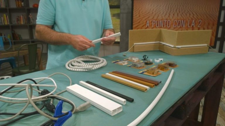 Canaletas para tener los cables ordenados