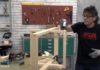 Estructura de mesa con ruedas